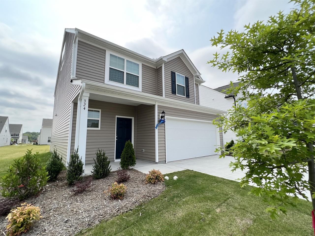 324 Highview Dr #1 - Photo 2 of 46