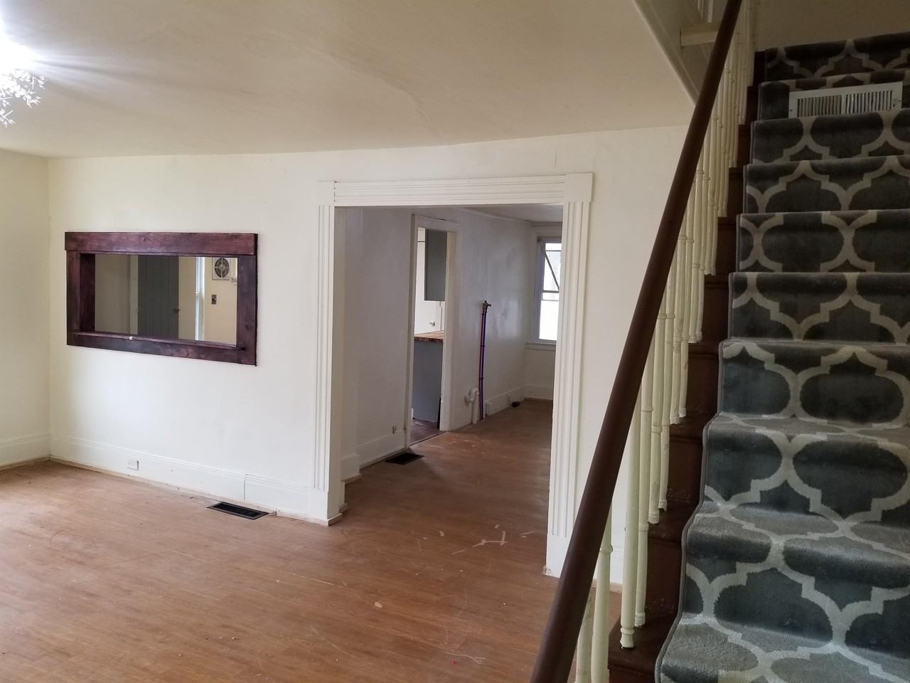 218 E Jackson St - Photo 3 of 29