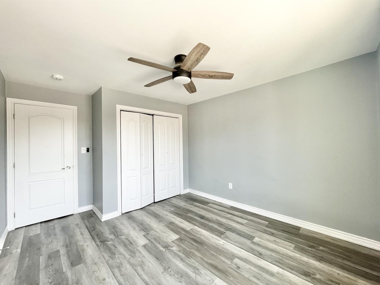 728 East Main St #C - Photo 6 of 8