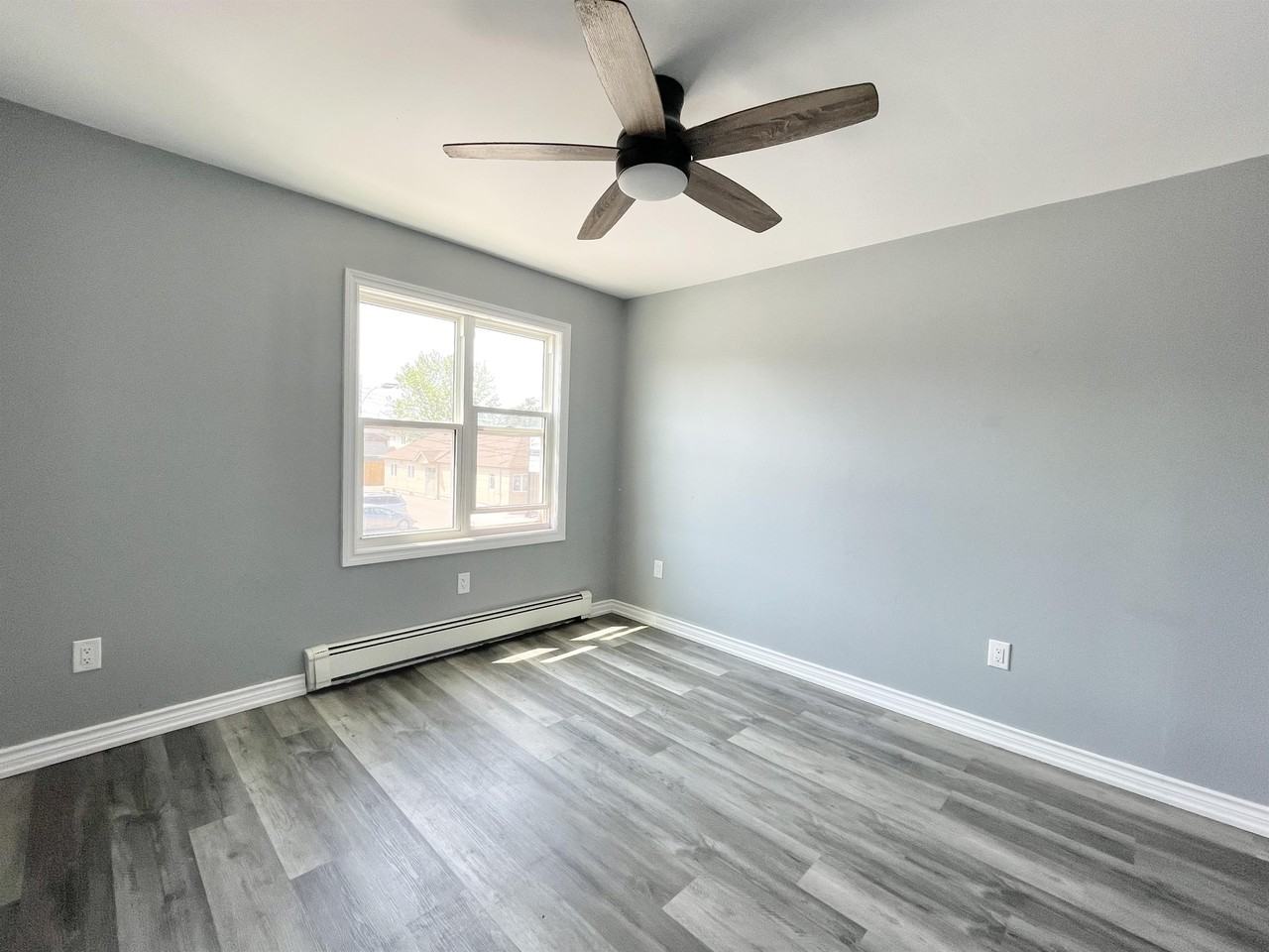 728 East Main St #C - Photo 7 of 8