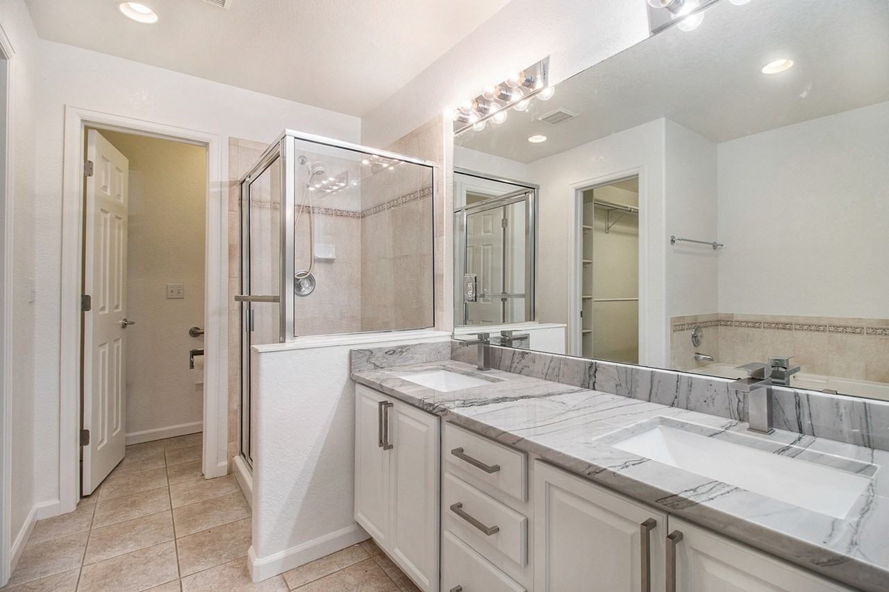 13833 E Tufts Pl #1 - Photo 7 of 10