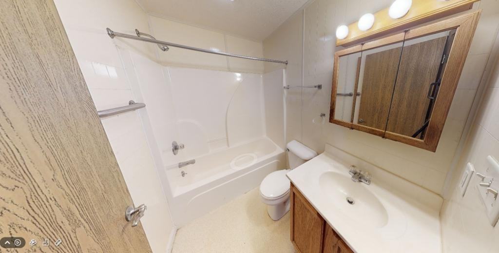 308 S Bentley St - Photo 3 of 12