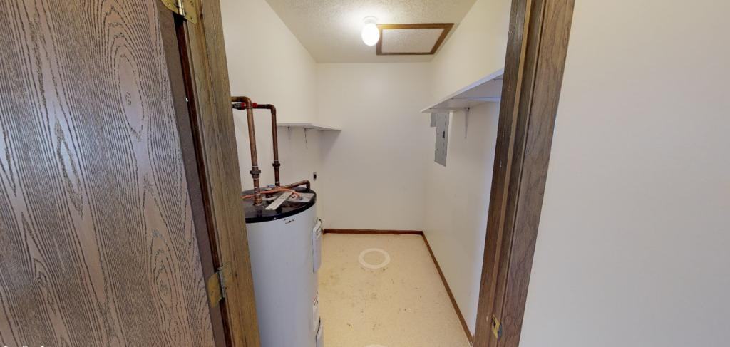 308 S Bentley St - Photo 5 of 12