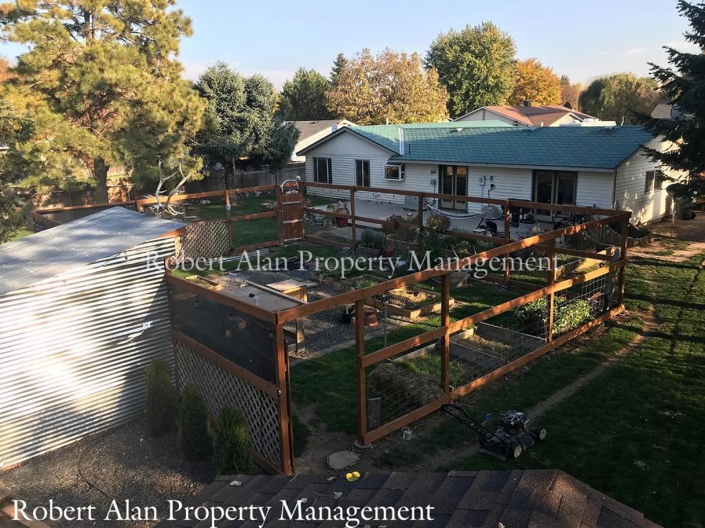 4519 Sw Olson Ave - Photo 2 of 5