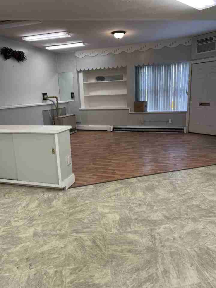 19 Bartlett St - Photo 2 of 6