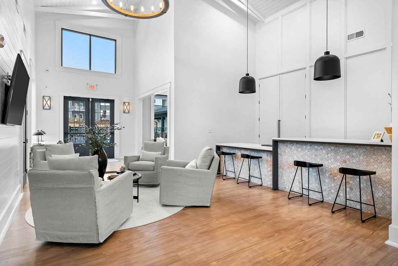 Farmhouse at Easley - Photo 7 of 18