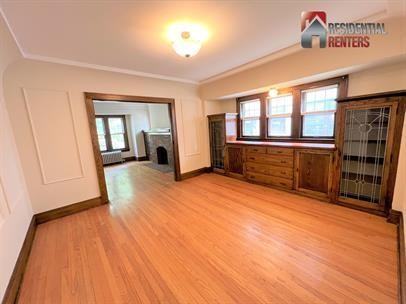 3949 N Downer Ave - Photo 3 of 16