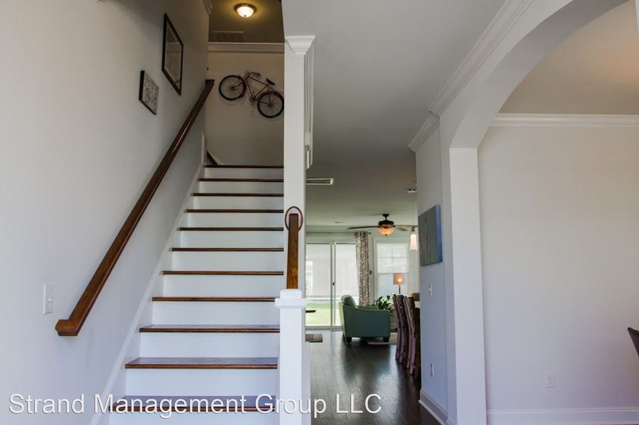 1399 Berkshire Ave - Photo 2 of 39