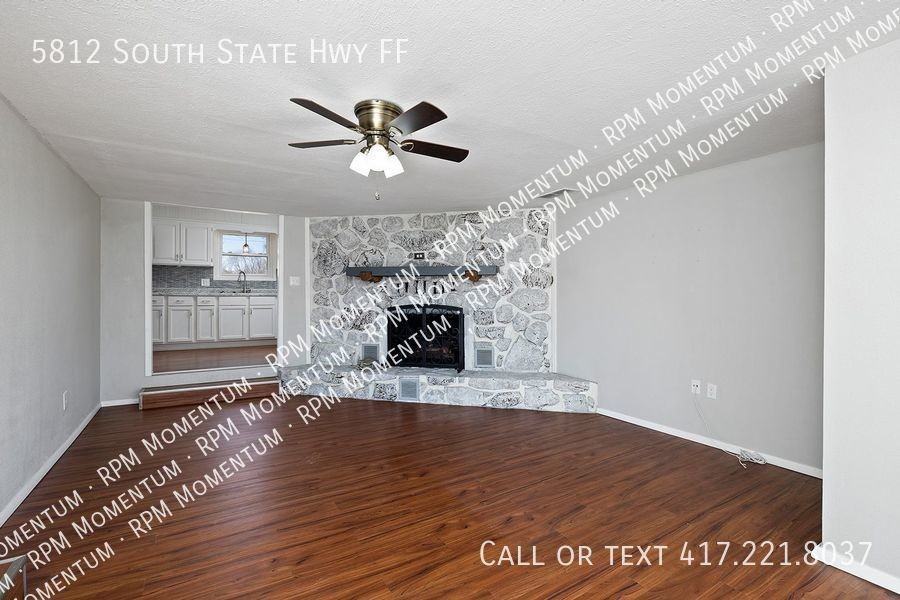 5812 S State Highway Ff - Photo 3 of 28