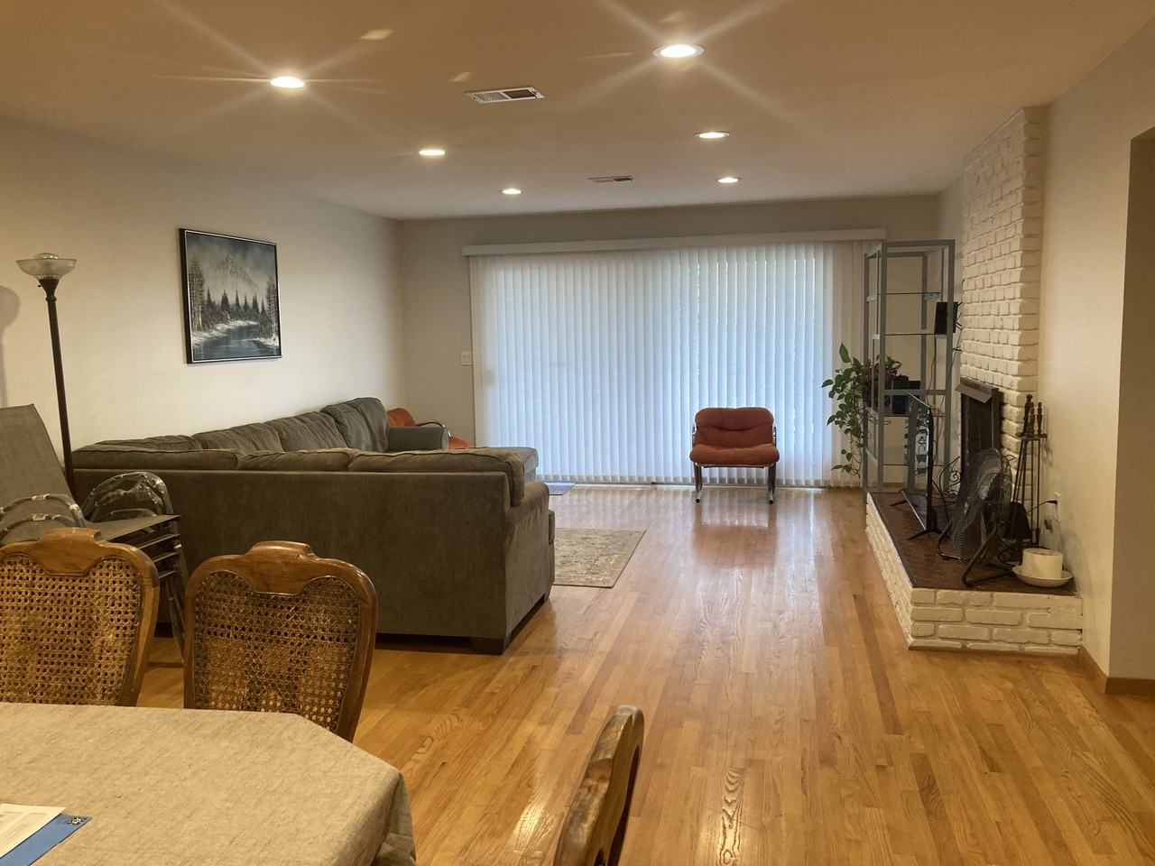 303 East Javelin Street Bdrm 4 - Photo 2 of 12