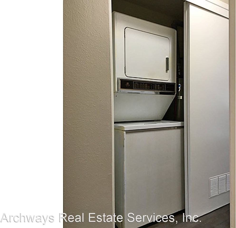 14141 Riverside Drive - Photo 3 of 15