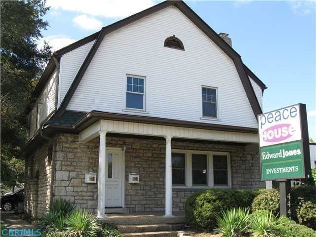 4443 N High St - Photo 2 of 2