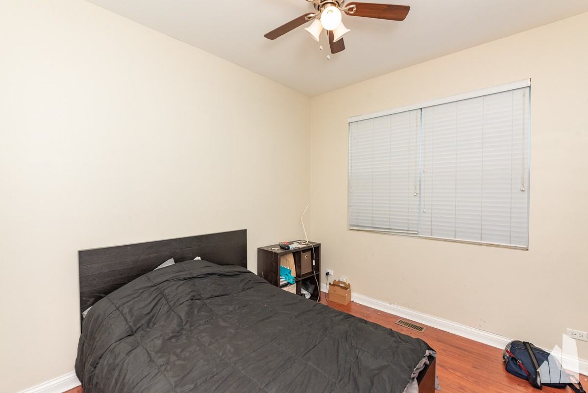 2535 W Flournoy St #2 - Photo 6 of 14