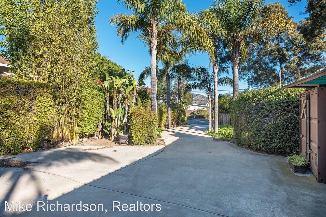 101 Ocean View Ave - Photo 3 of 15