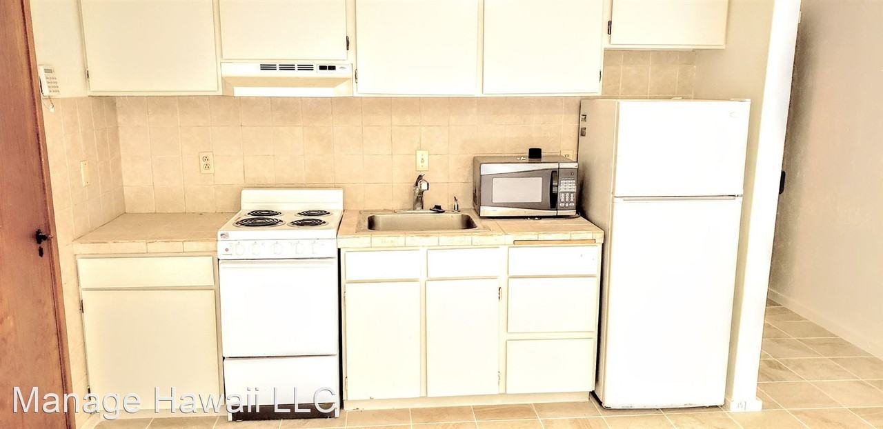 1601 Ruth Place - Photo 3 of 6