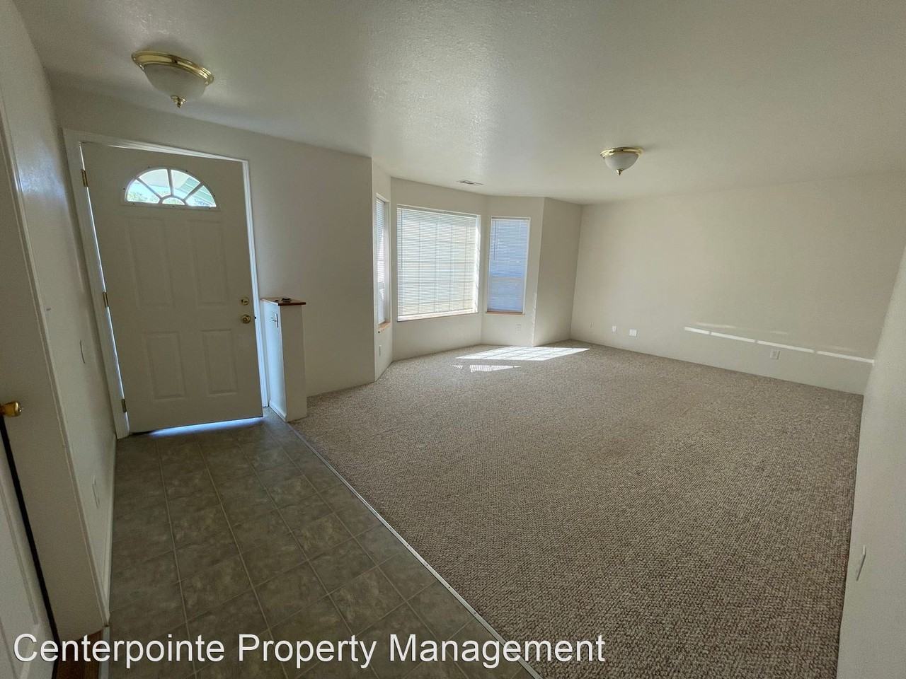 122 Clellon Ct - Photo 3 of 12