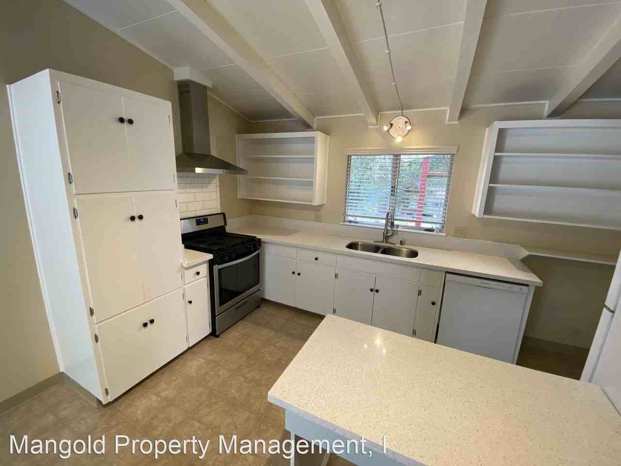32 Ralston Dr - Photo 3 of 6