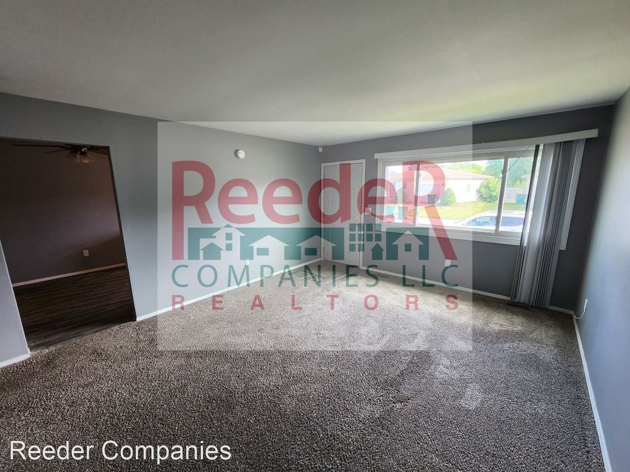 1089 W 60th Pl - Photo 3 of 14