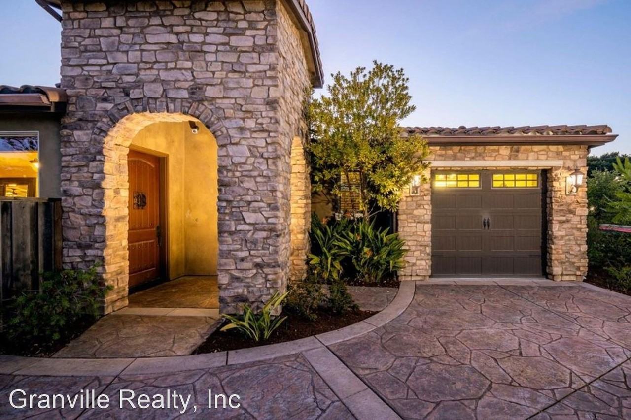 407 Ventana Way - Photo 3 of 50