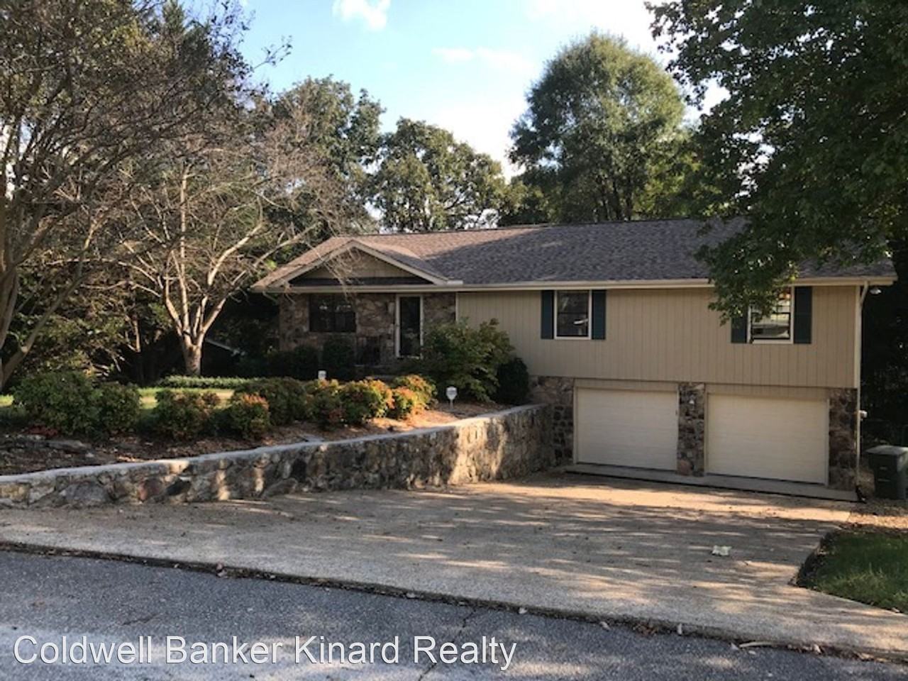 736 Ashley Forest Dr - Photo 2 of 16