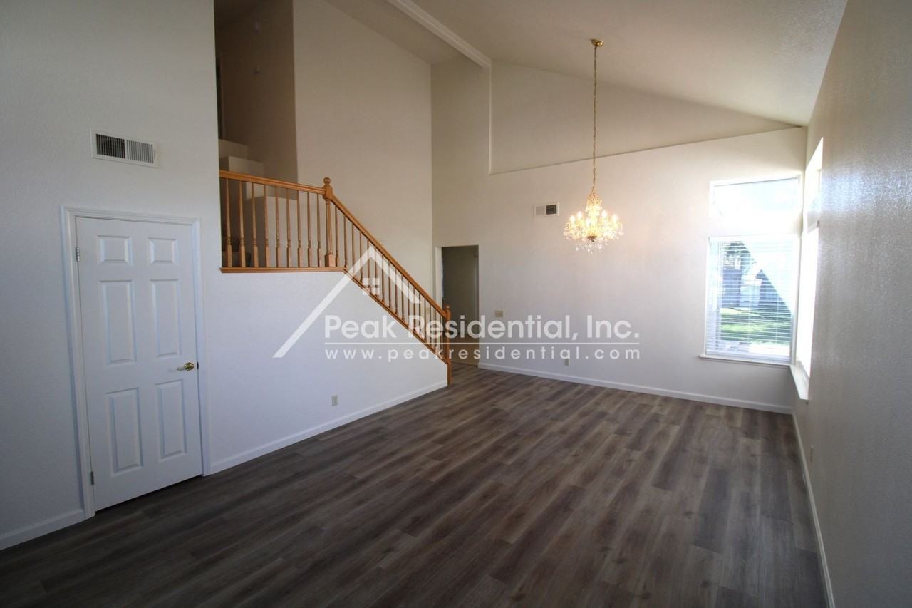 6508 Blue Rock Ct - Photo 2 of 24