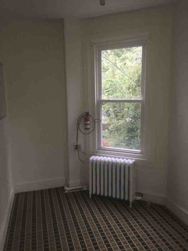 116 Walnut Ave - Photo 2 of 6