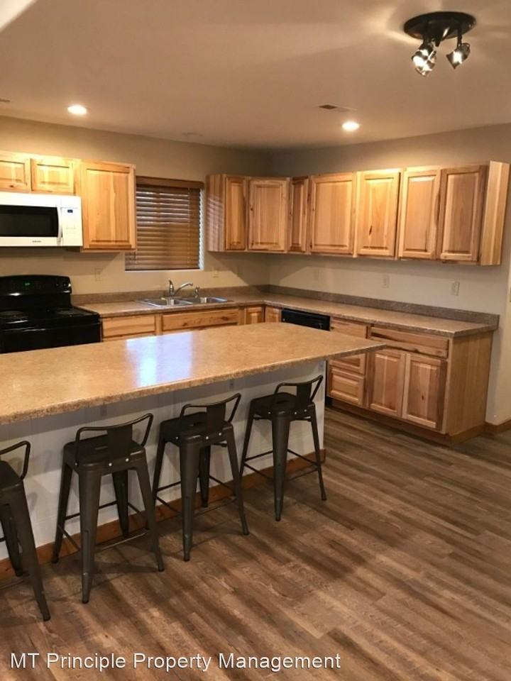 429 W Iron St #A - Photo 3 of 22