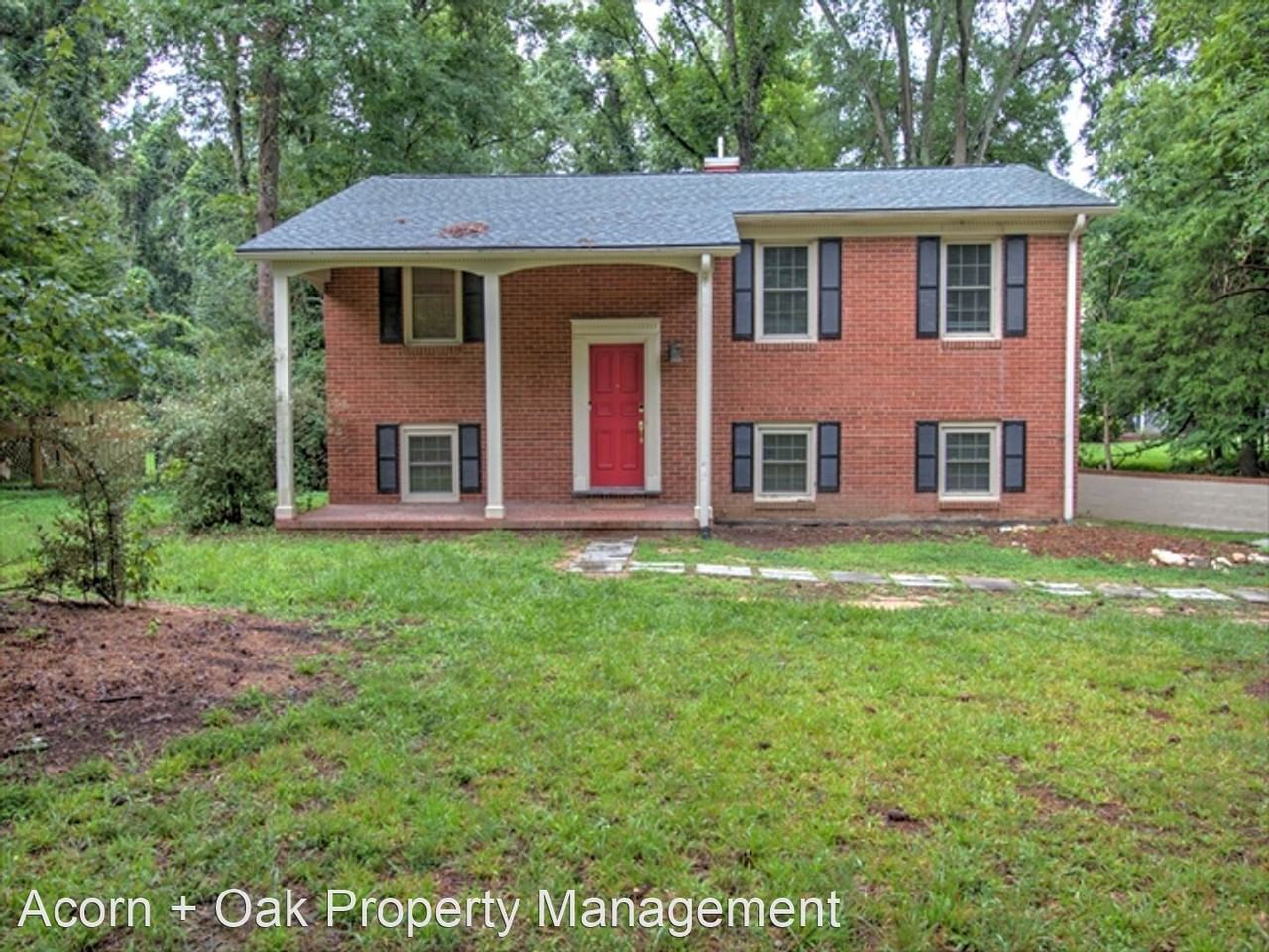 1305 W Main St - Photo 3 of 32