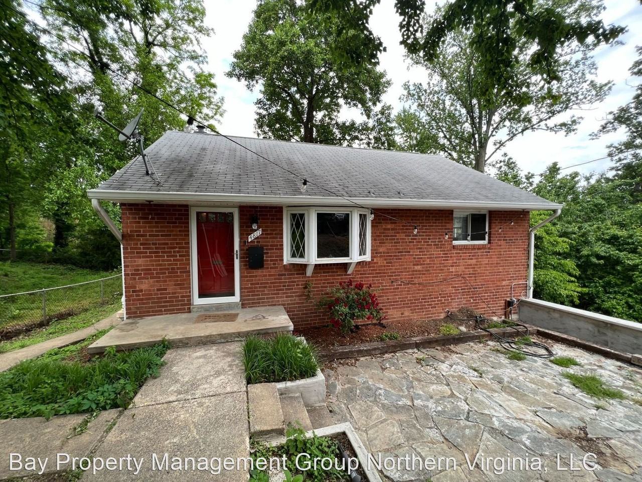 4817 14th St S - Photo 3 of 50