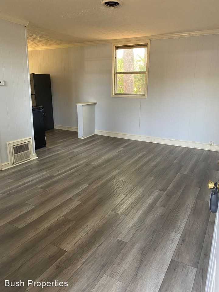 1-12 Jefferson Place (Duplexes) - Photo 2 of 11