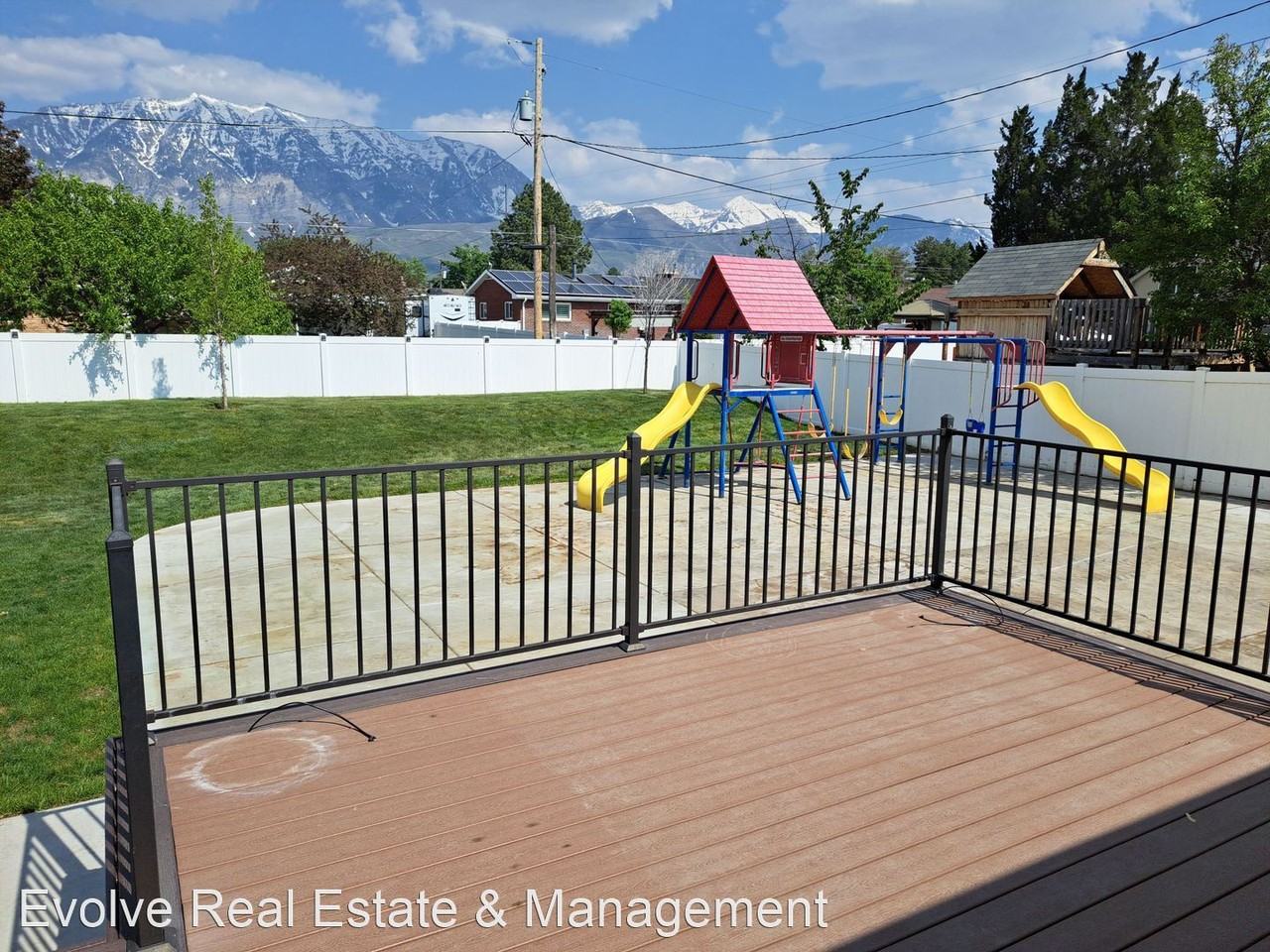 1170 N Main St - Photo 2 of 40