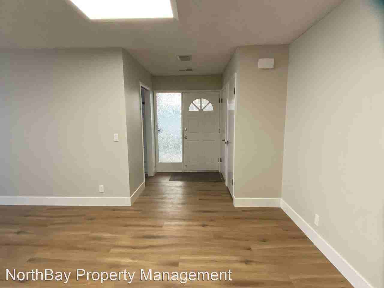 387 Rockgreen Pl - Photo 2 of 16