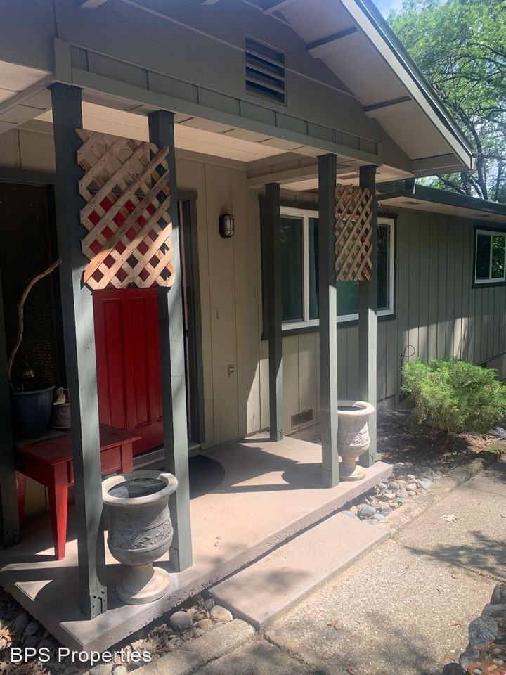 15220 Heavenly Gln - Photo 2 of 45