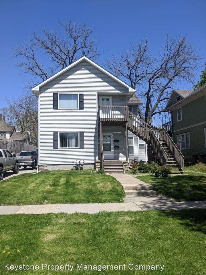 912/914 E Jefferson St - Photo 2 of 13