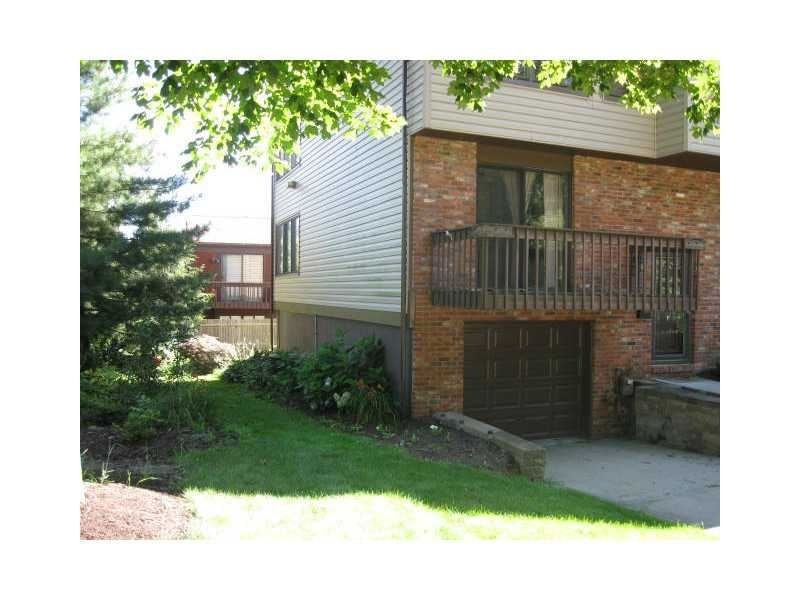494 Hunting Creek Rd - Photo 2 of 25