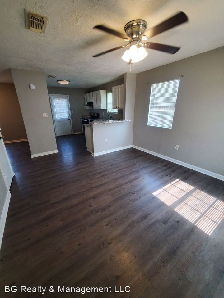 1705 Booker St - Photo 3 of 9