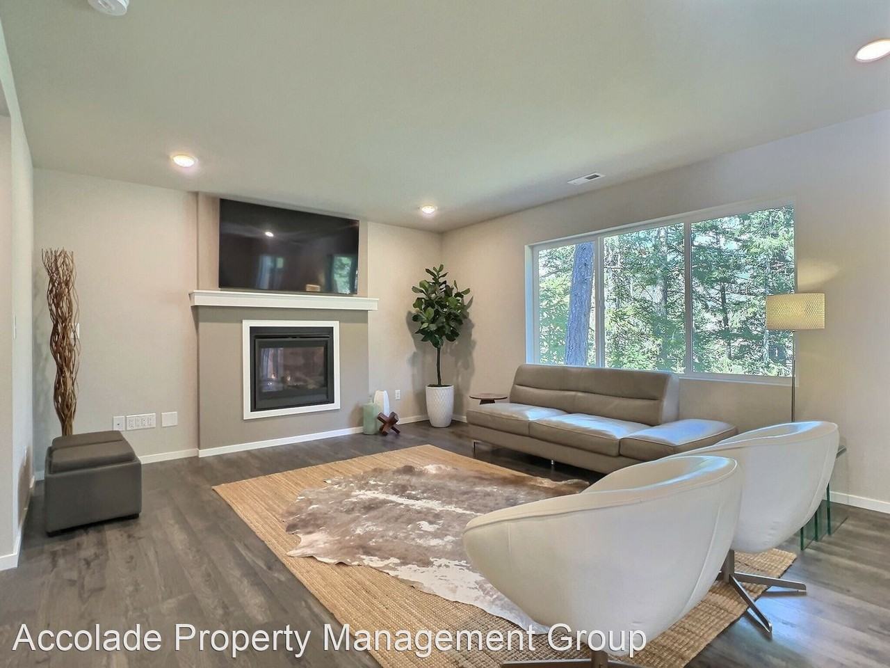 1404 Marian Dr - Photo 3 of 18