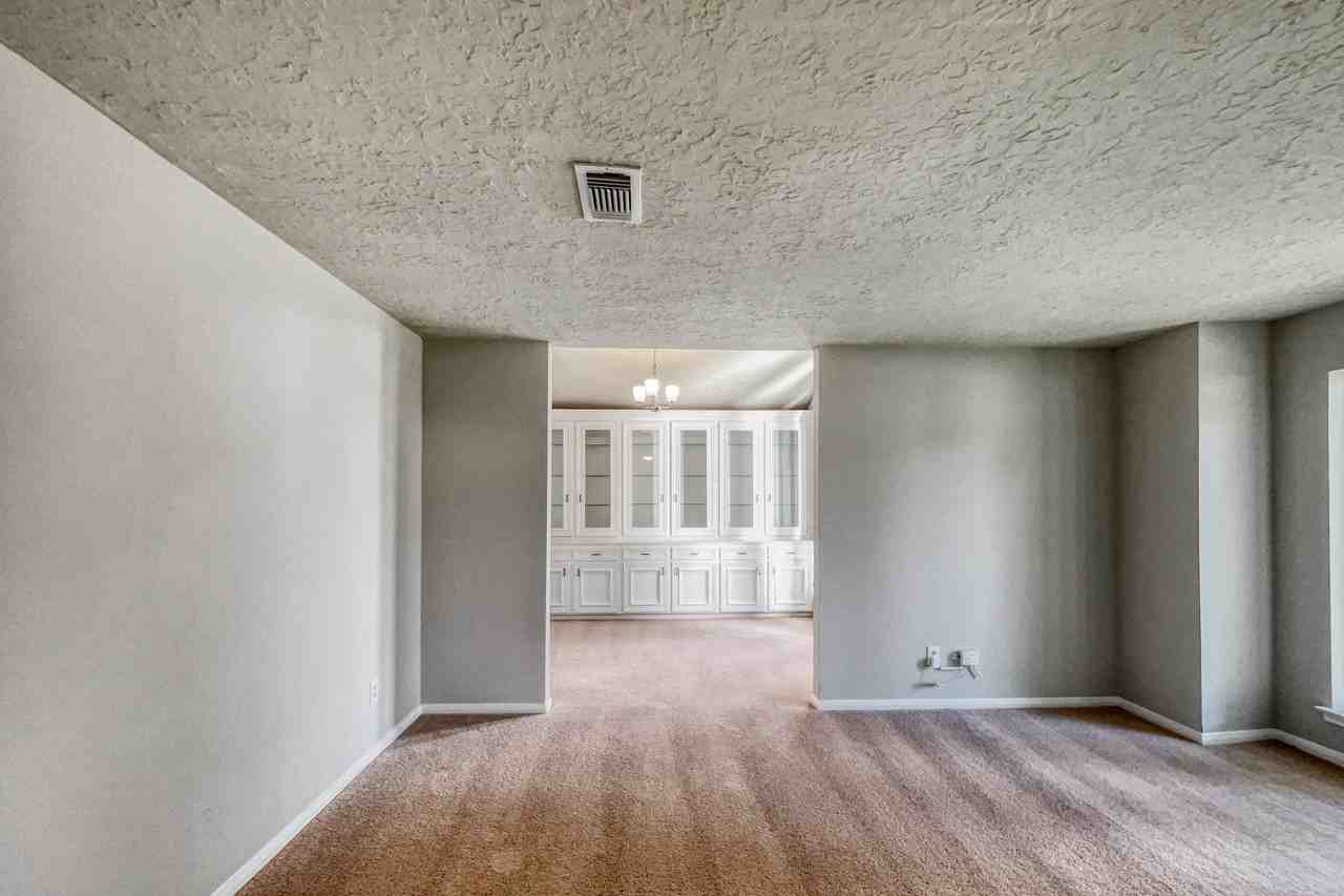 2114 Bright Meadows Dr #NA - Photo 3 of 6