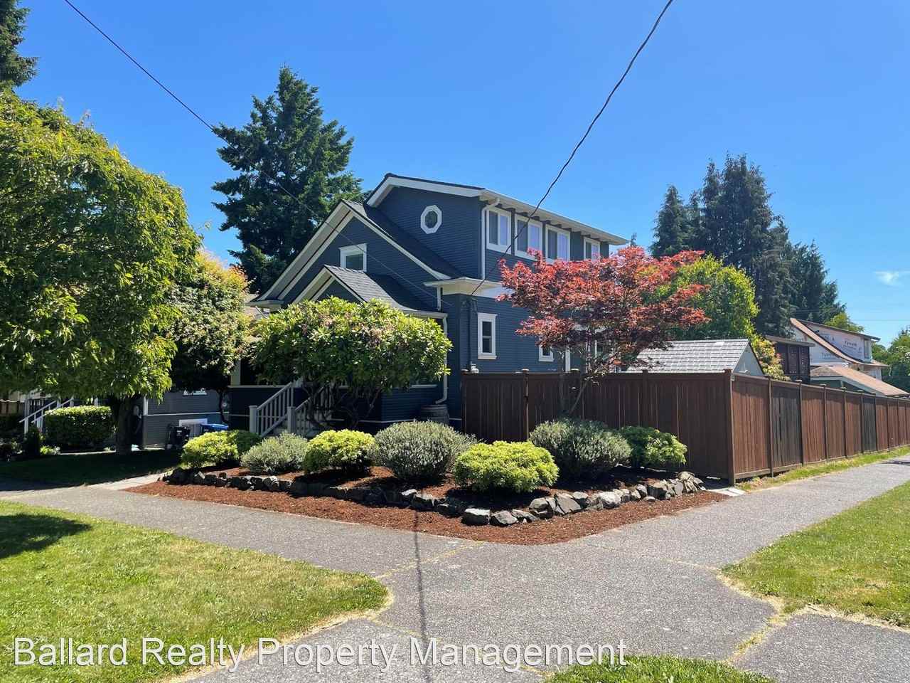 2857 Nw 69th St - Photo 2 of 26