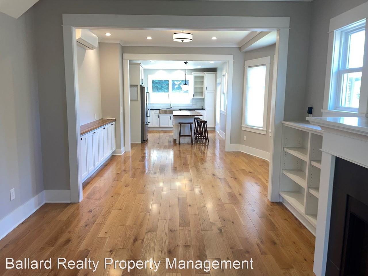 2857 Nw 69th St - Photo 3 of 26