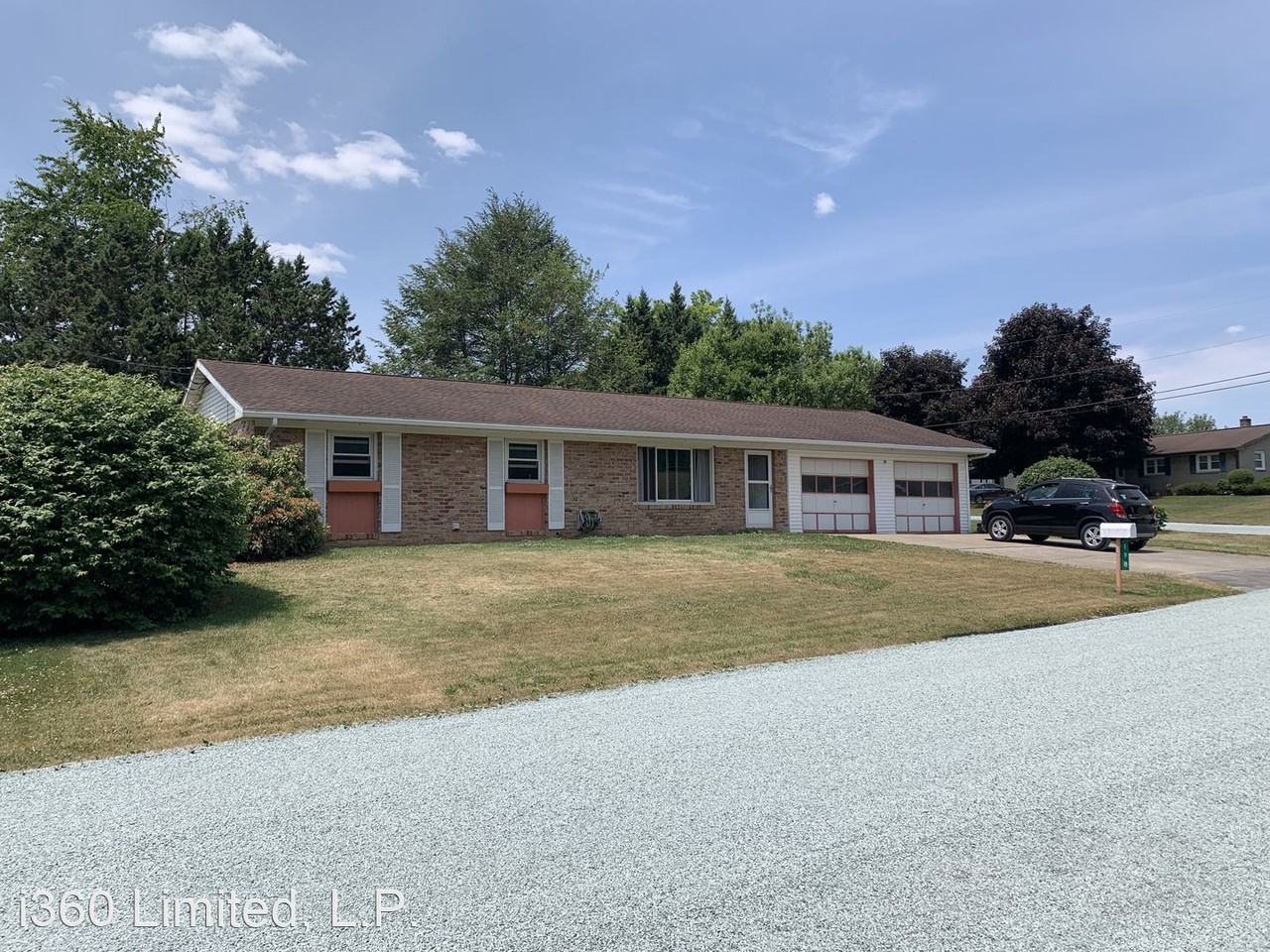 198 Sandy Cir - Photo 2 of 35