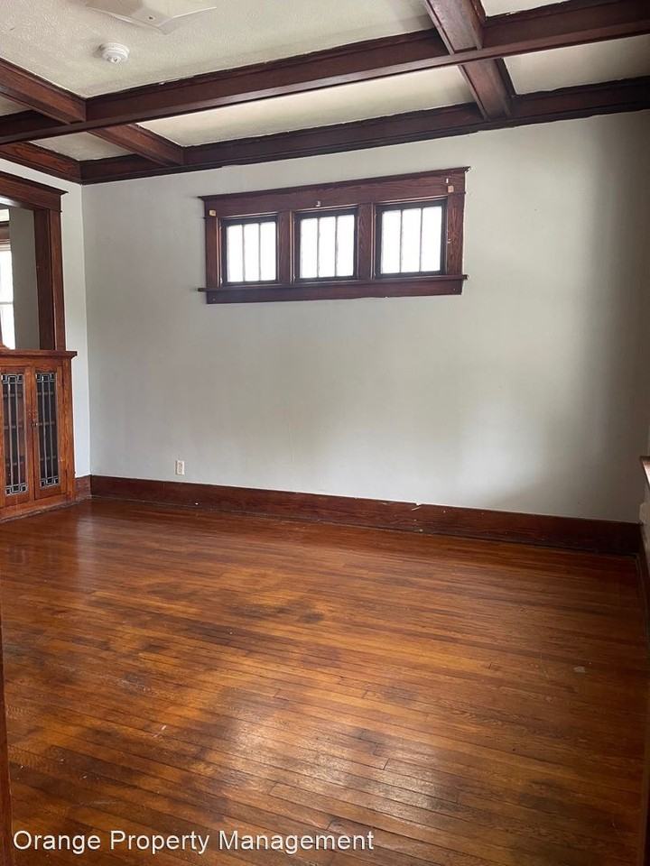 6119 N 24th St - Photo 2 of 21