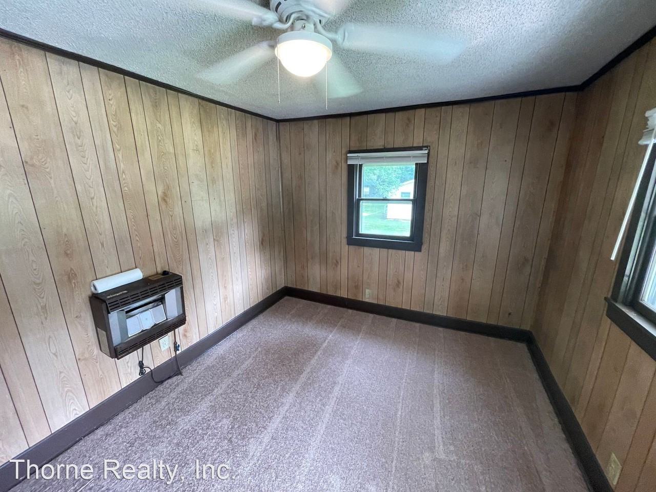 218 Gum Ave - Photo 2 of 7