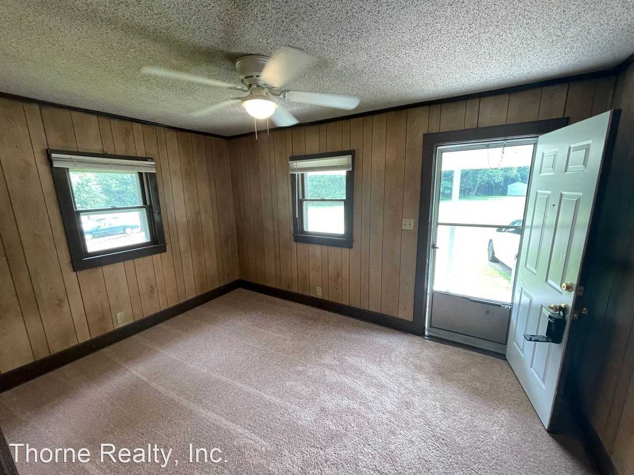 218 Gum Ave - Photo 3 of 7
