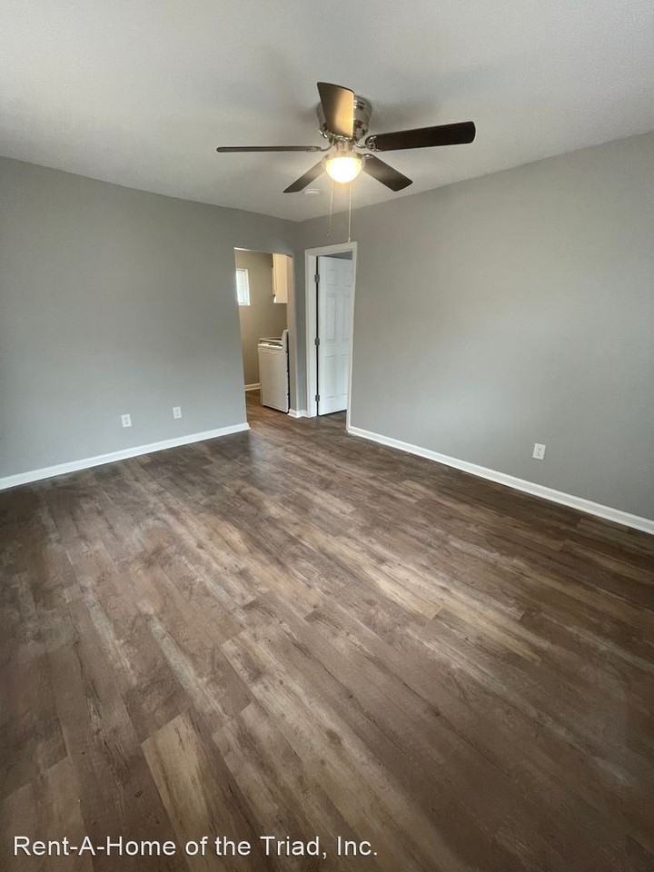 1009A Tuscaloosa St - Photo 3 of 9