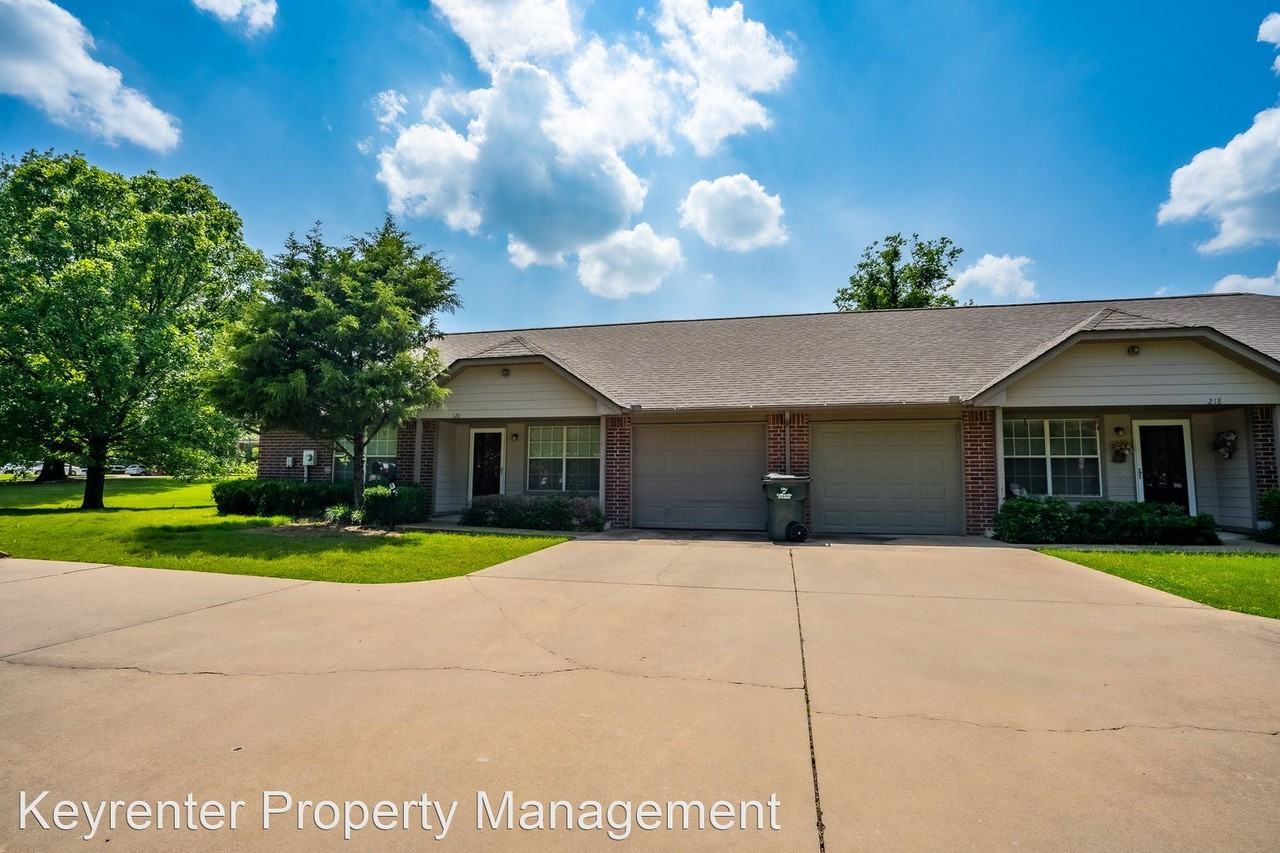 220 S 19th St - Photo 2 of 13