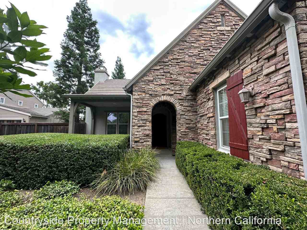 1993 Fairway Oaks Dr - Photo 3 of 27