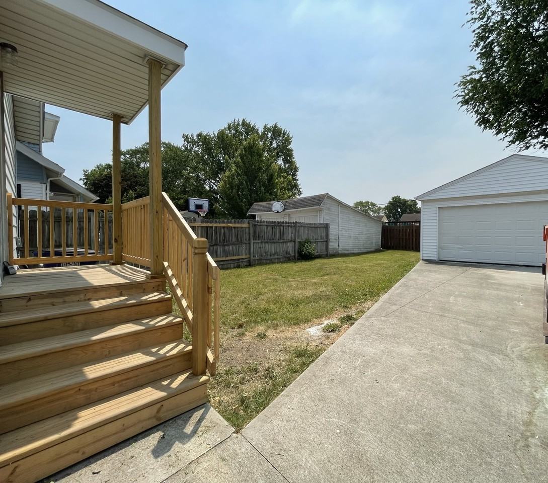 6607 Vandalia Ave #NA - Photo 3 of 10