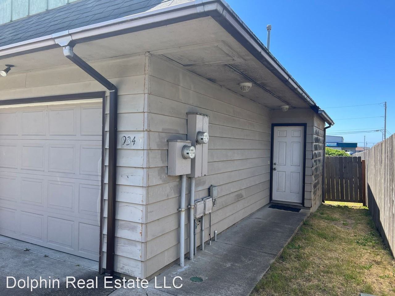 934 & 938 SW 11th St. - Photo 2 of 35