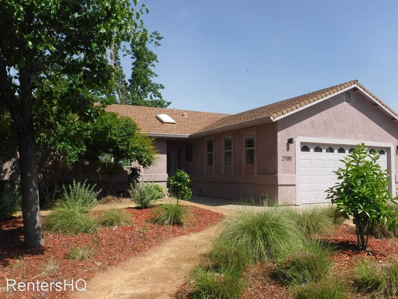 2100 Hacienda St - Photo 2 of 24